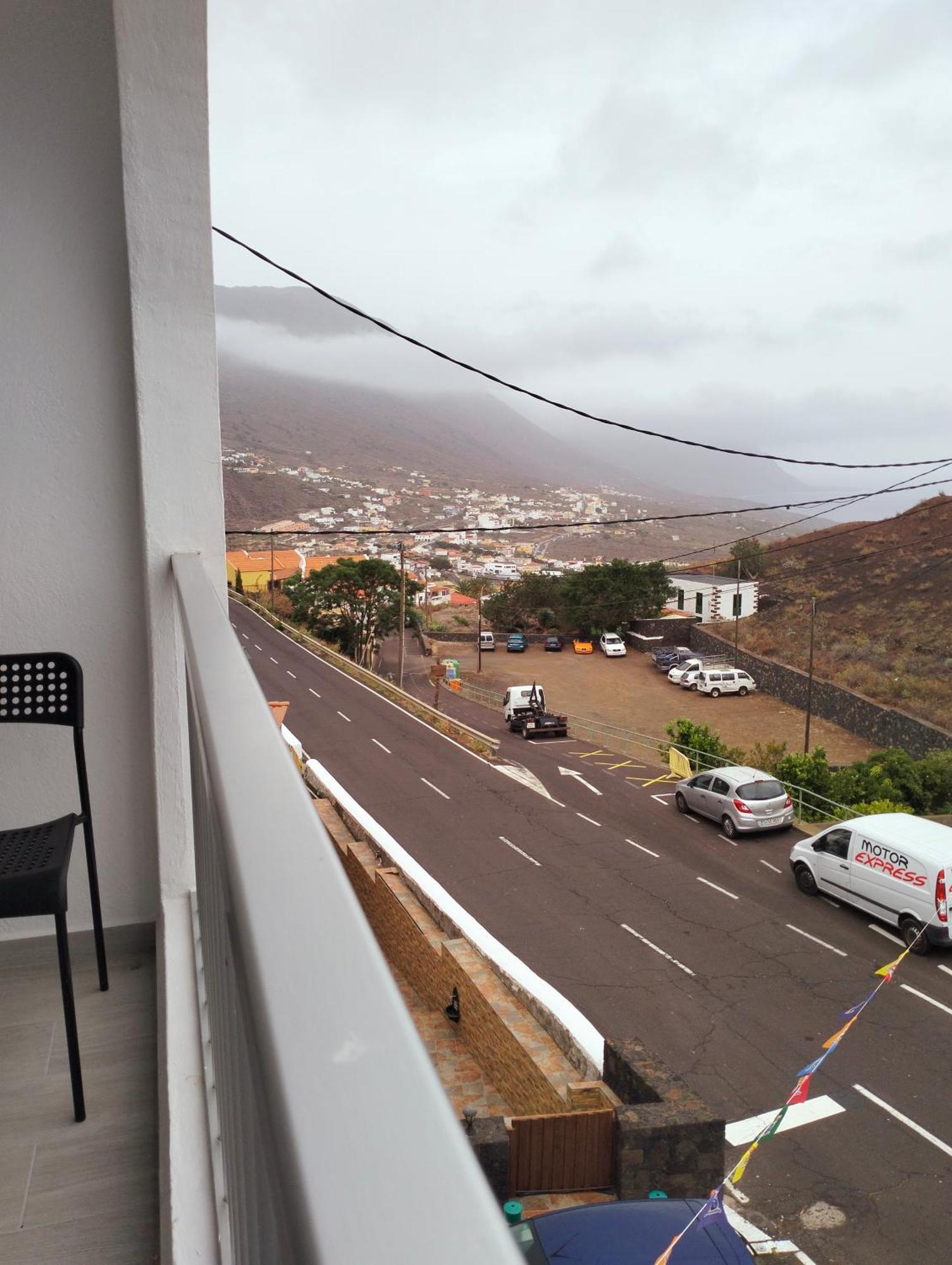El Campanario Frontera